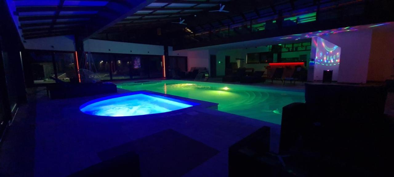 Maiden Water Resort Sarajevo Luaran gambar
