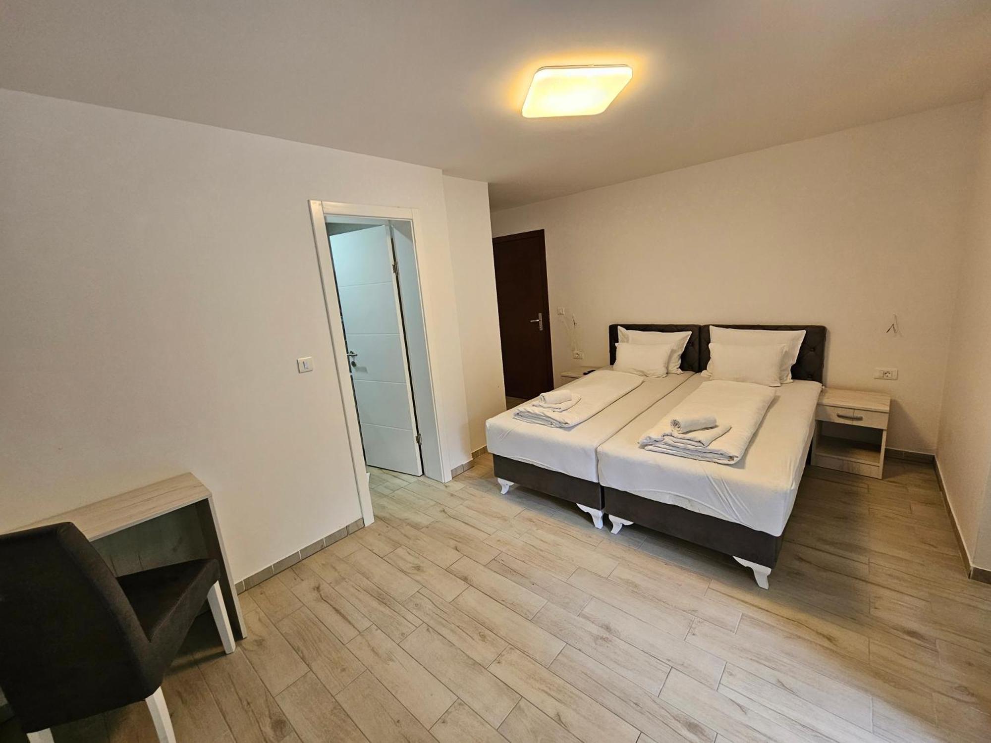Maiden Water Resort Sarajevo Luaran gambar