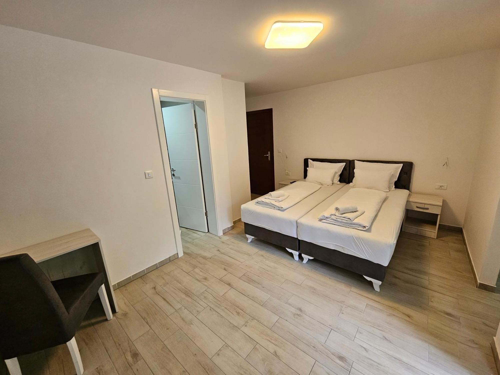 Maiden Water Resort Sarajevo Luaran gambar