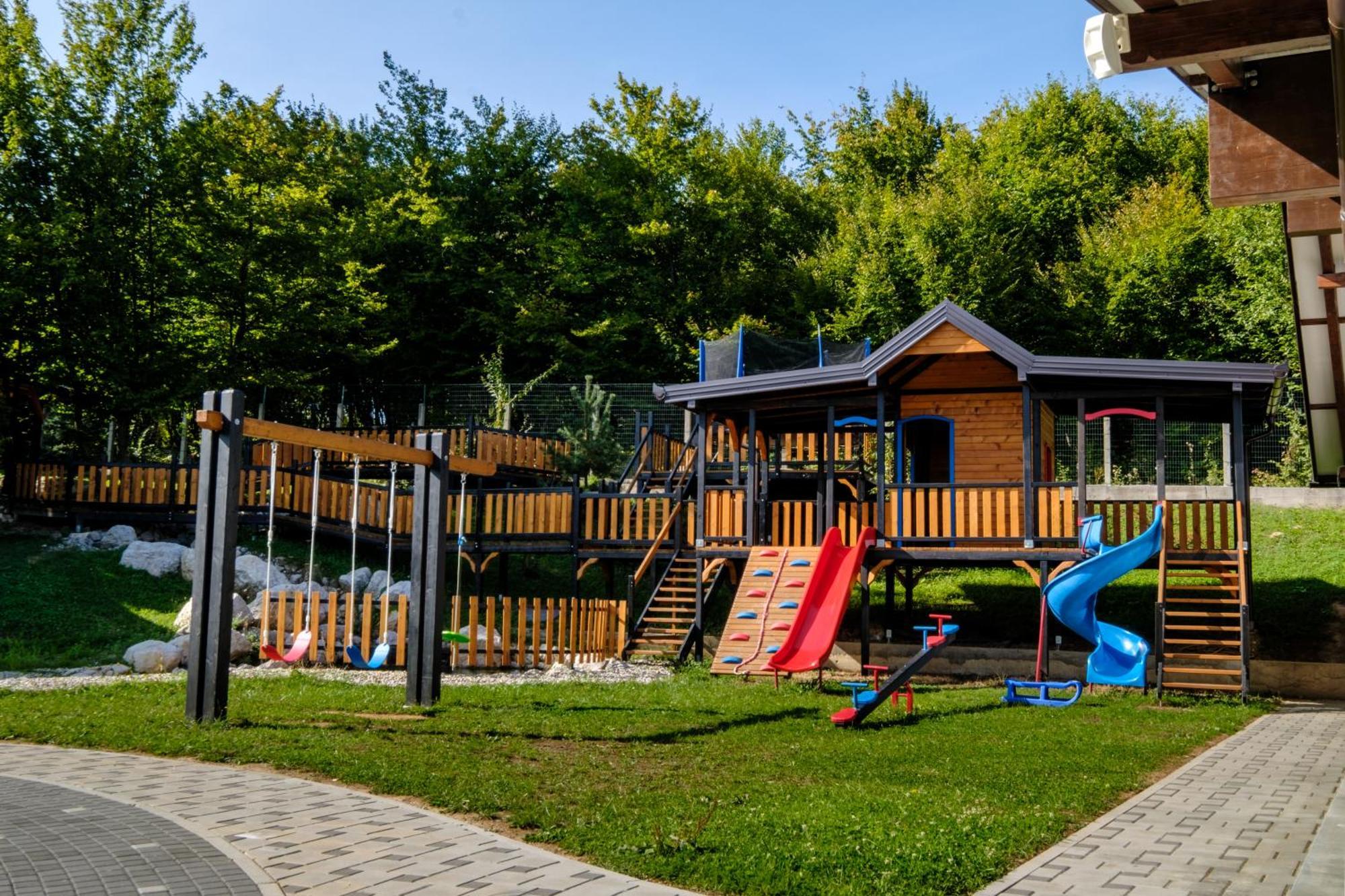 Maiden Water Resort Sarajevo Luaran gambar