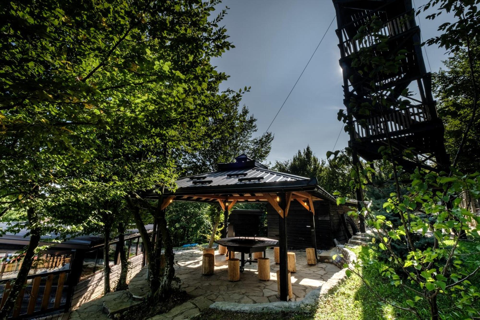 Maiden Water Resort Sarajevo Luaran gambar